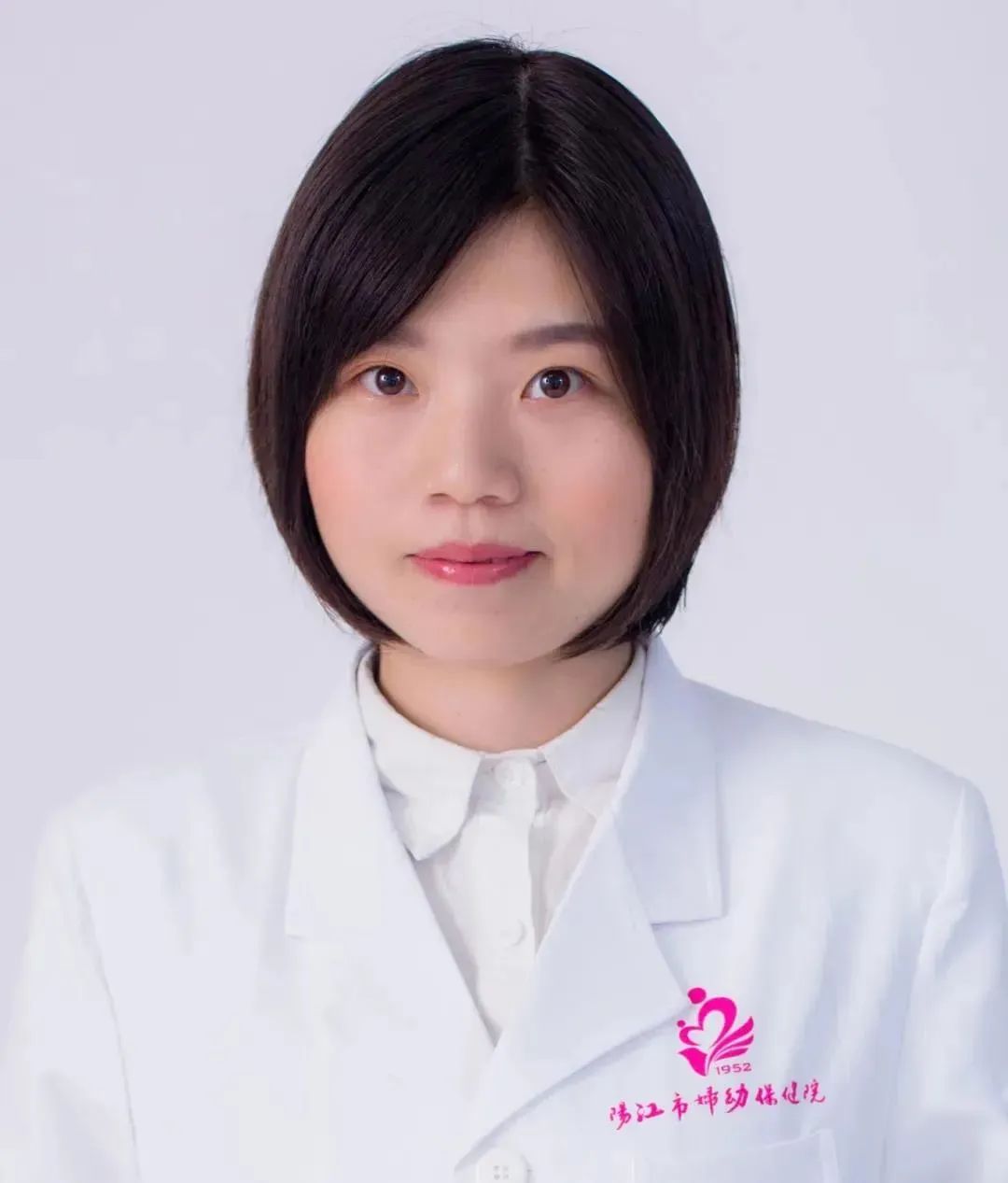 胡颖珠.jpg