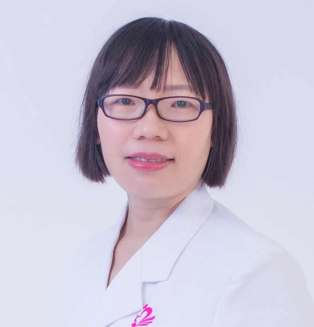 黄晓清.jpg
