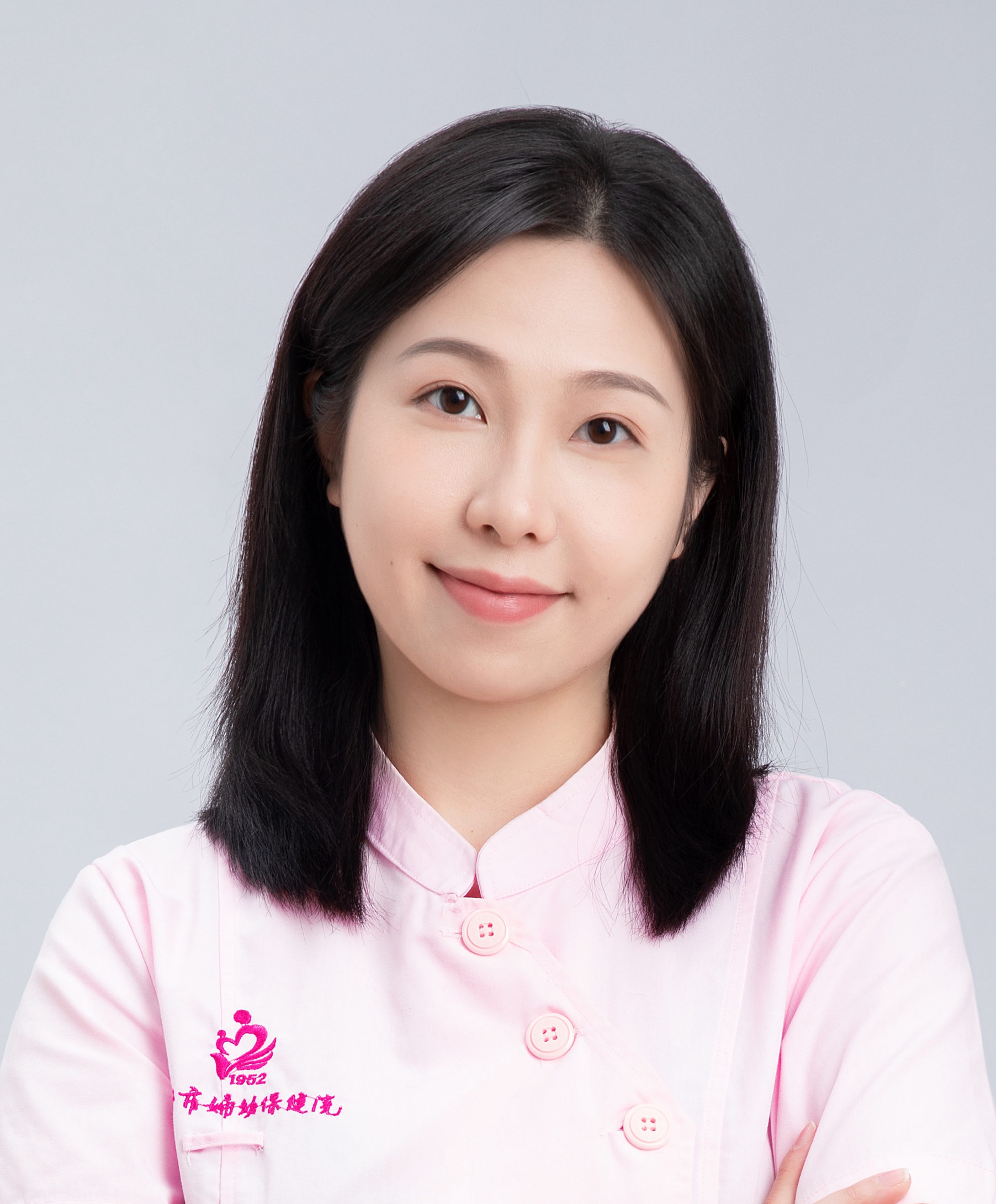 卢怡君.jpg