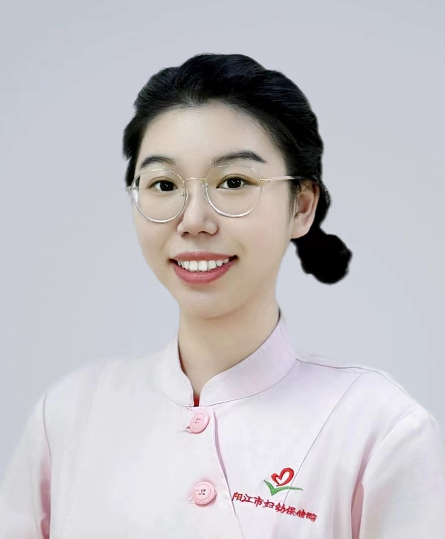 杨筱荘.jpg