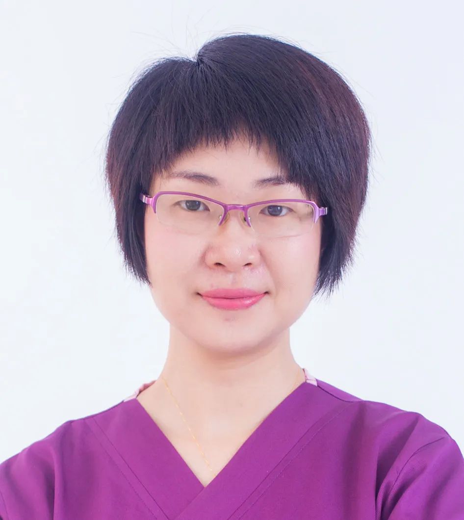 李坤莲.jpg