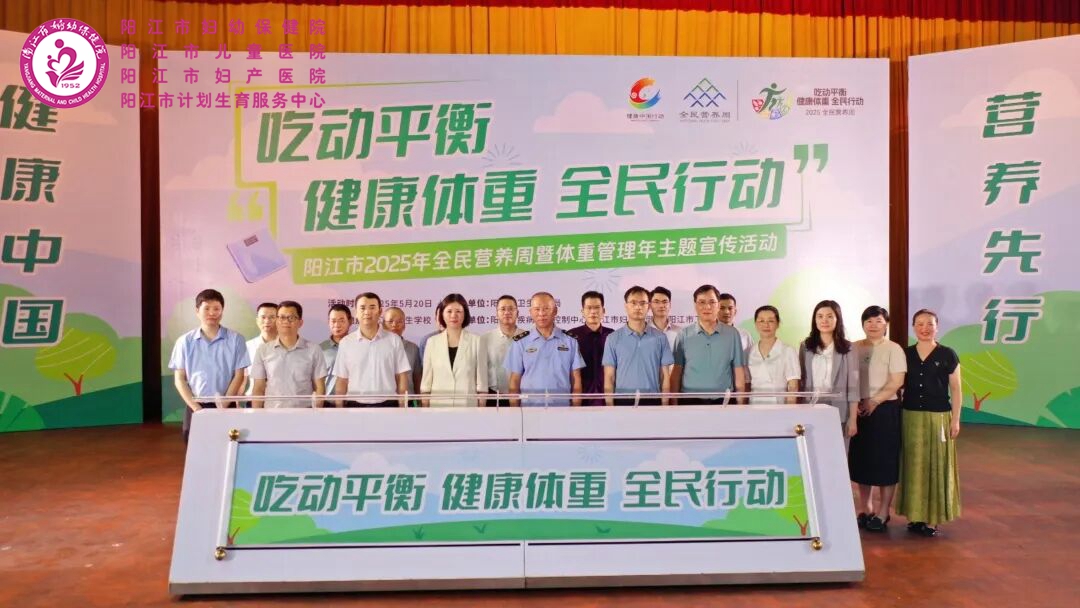 合影1.jpg