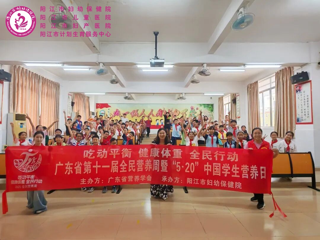 合影687234628736.jpg 合影687234628736.jpg